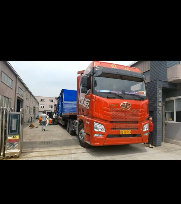 中國-大灣區(qū)-沿海一線 無人值守微信掃碼洗車設備發(fā)貨了